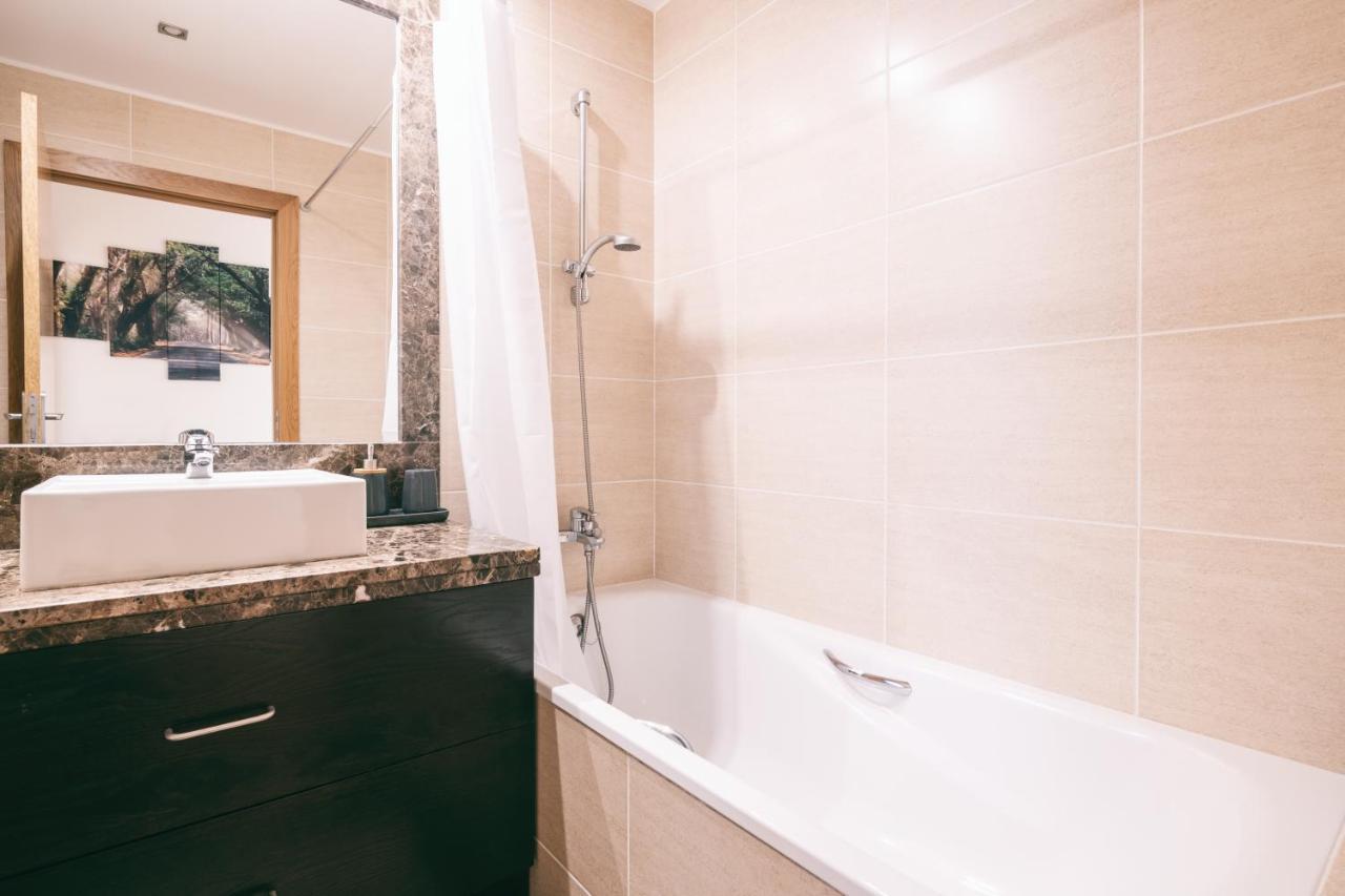 Apartamento By The Sea II - Calmo Com Piscina E Vista Mar. Funchal  Exterior foto